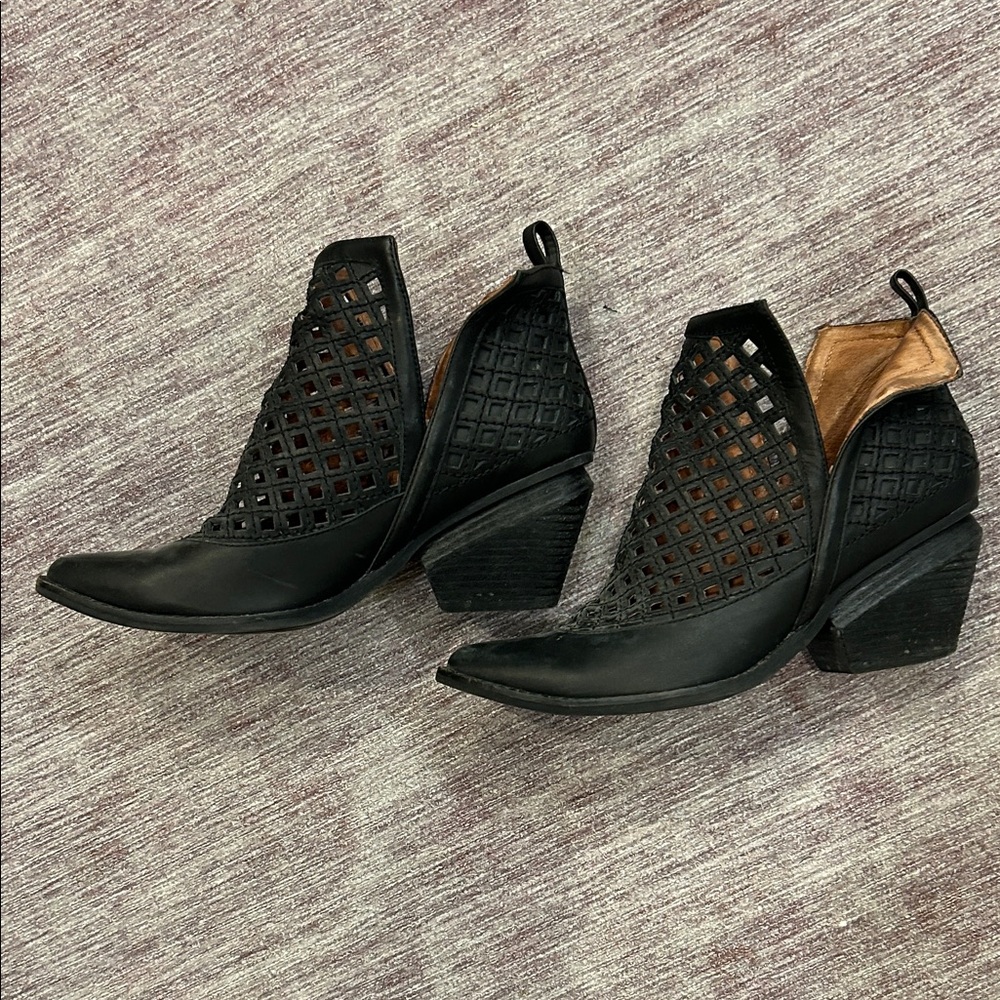 Jeffrey Campbell Black Mesh Ankle Booties - Picture 3 of 4